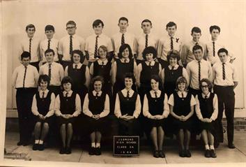 front l-r: Anne Asser, Narell Gordon, Cathy Cheek, Margaret Davies, Christine Williams, Sandra Wiggins, Christine Wiggins
middle l-r: Robert Richards, Kevin Jolly, Kay Russel, Janis Holt, Beverley Blanch, Ruth Colquhoun, Helen Annan, David Sheppard, Richard Jackson
back l-r: Alex Yarovy, Richard Strange, Keith Maddison, Paul Sheehan, John Kamprad, Graeme Charge, Alan Hair, Michael McEntyre, Max Ryan