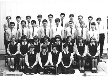 front: l-r: Kathy Wiggins, Marilyn Laycock, Kathy Maguire, Judy McCloskey
2nd l-r: Vicki Burt, Jeanette Lee, Christine Hunter, Gail Hadley, Sandra Tindale, Heather Nixon, Dianne Wharton, Helen Percival
3rd l-r: Kevin Parsons, Graham Farish, Paul Ryan, Robert Brown, John Newton, Peter Macgregor, Ron Robinson, Peter Crooks
back l-r: John Jones, Brian Bailey, John Anderson, Victor Kulynycz, Kenneth Leybourne, Robert Gill, John Maley, Russell Wilson, Peter Denton, Michael Galbraith