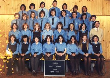 Front Row l-r: 
2nd Row l-r: Deanne Delaney, ??, ??, ??, ??, ??, ??, Mr Tregloan
3rd Row l-r: Andrew Cowan, ??, David Sparkes, Carl Talbot, Anthony Calman, ??, Alan Bonnard, Steven Noonan, Brett Wells
Back Row l-r: ??, Nick Manning, Norman Hall, Gary Bailey, Andrew Sergeant, ??, ??
